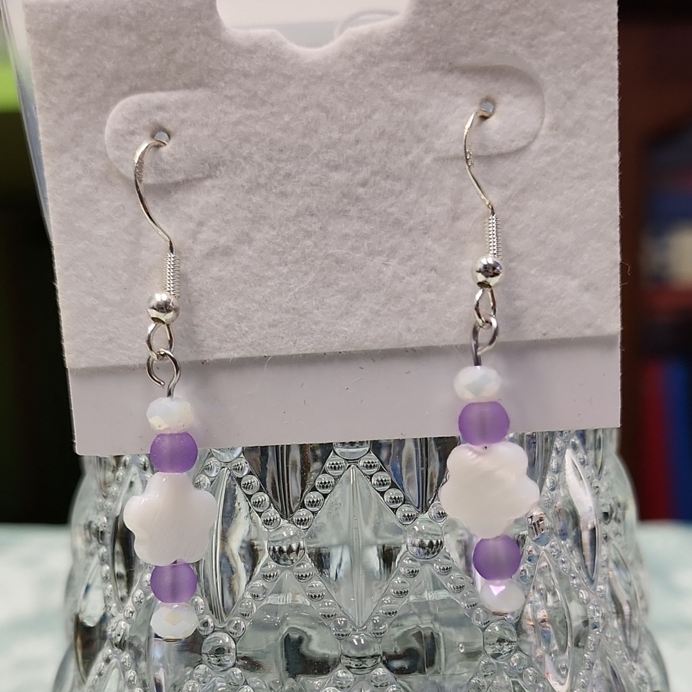 Elegant Purple and White Beaded Earrings FREE*/ with purchase!!